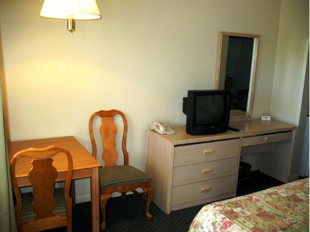 Golden West Motel Klamath Falls Eksteriør billede